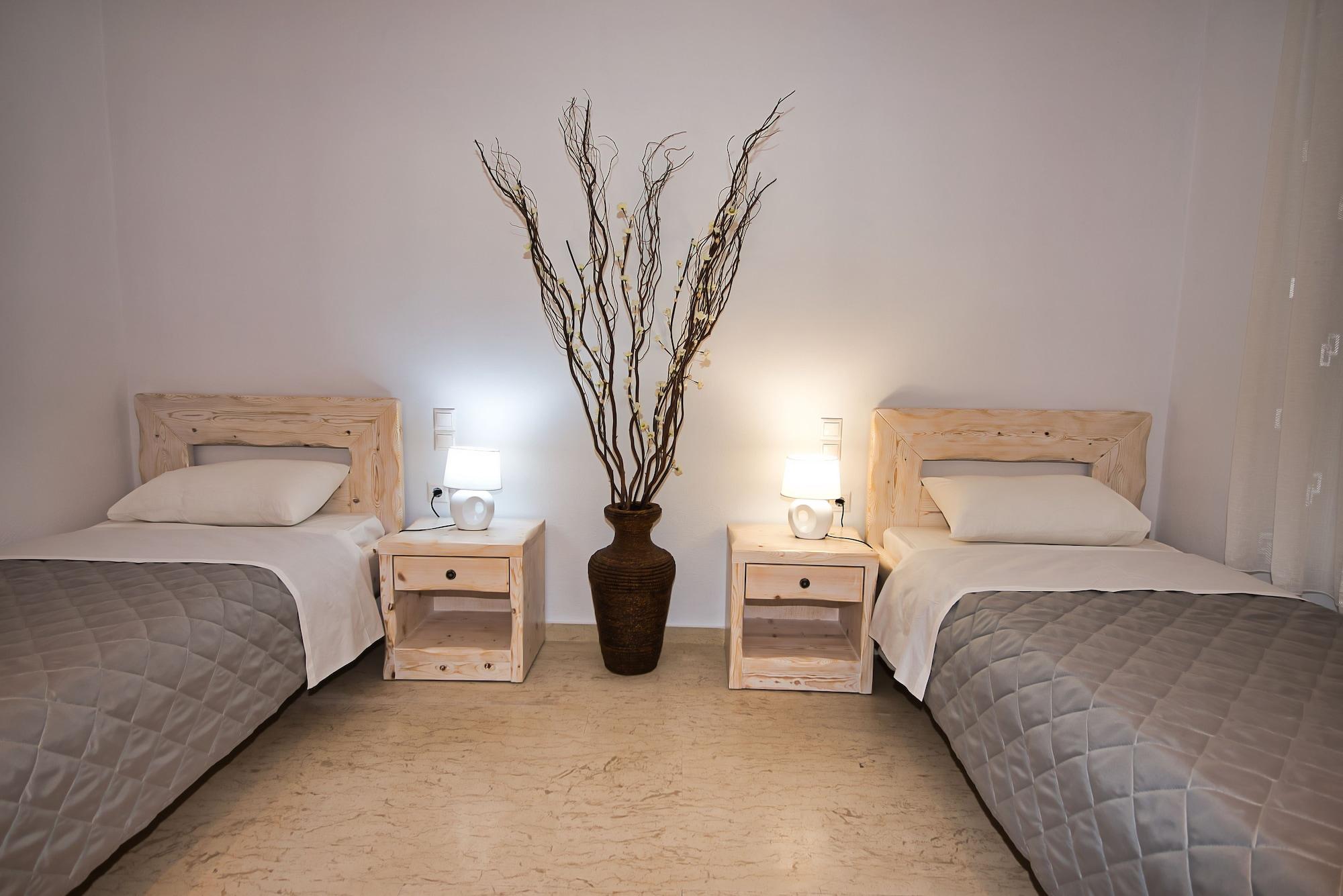 Villa Angira Kamári Екстериор снимка