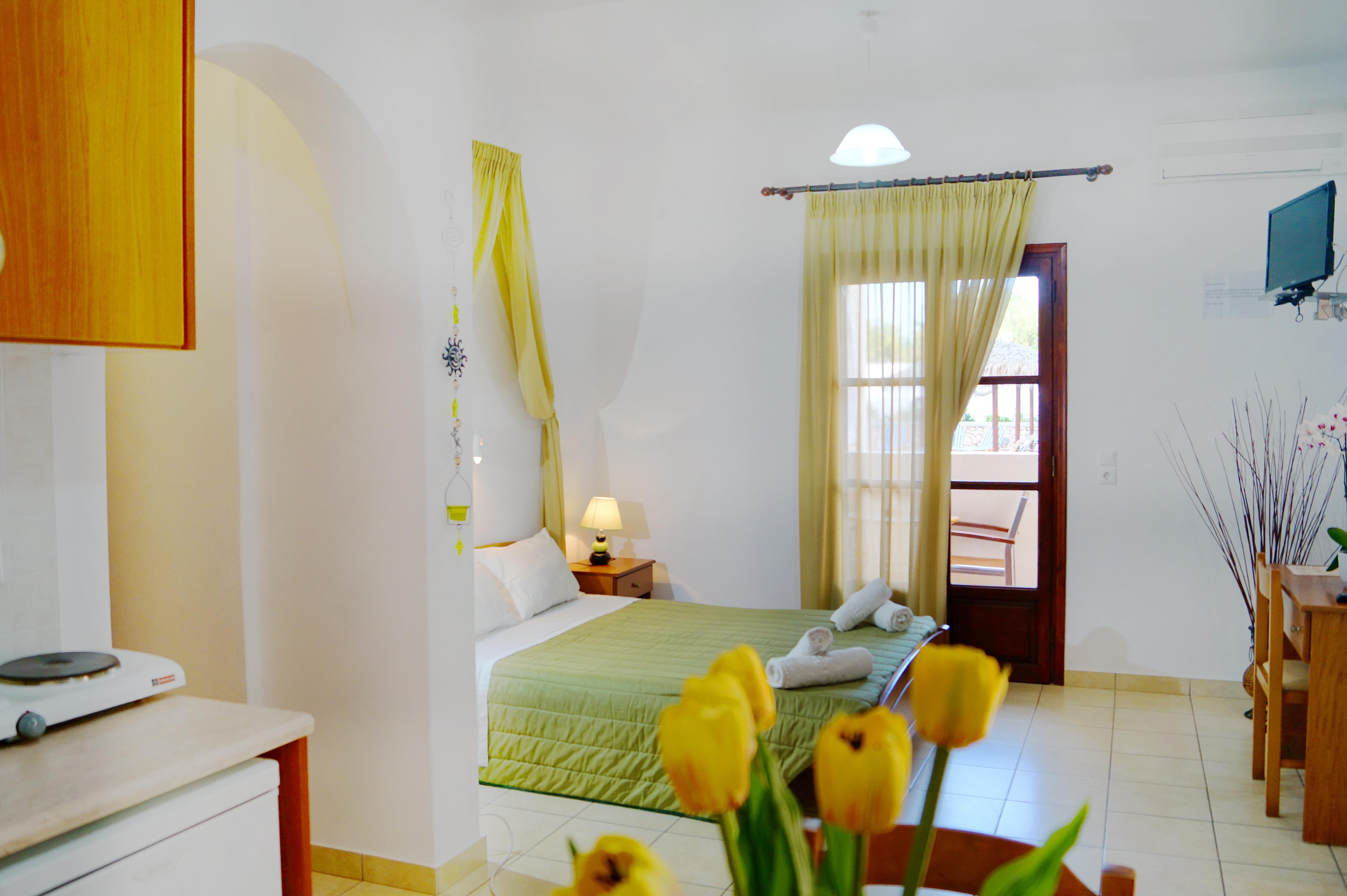 Villa Angira Kamári Екстериор снимка