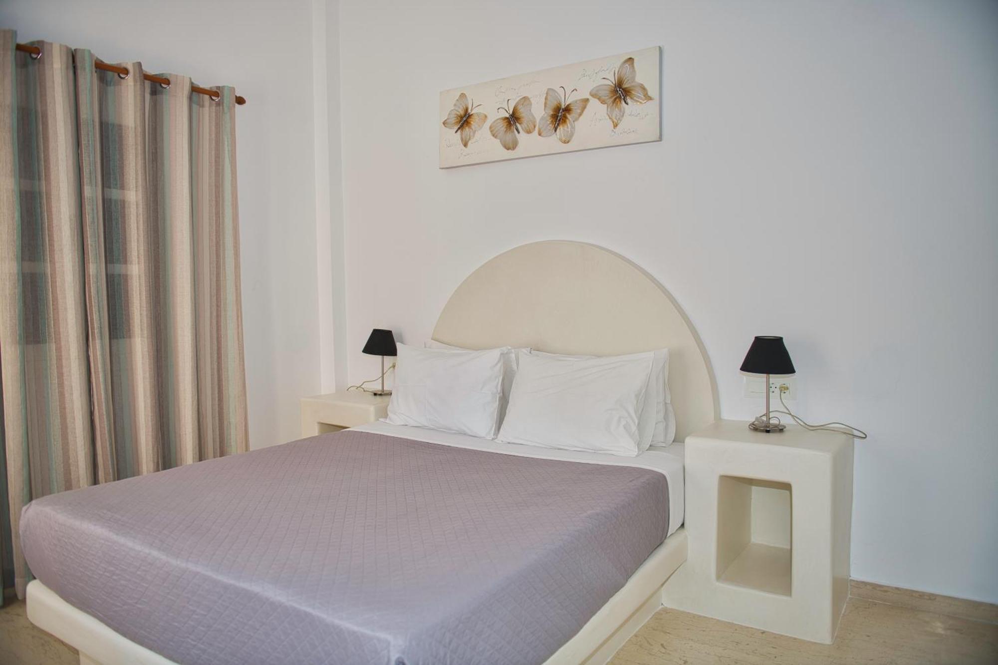 Villa Angira Kamári Екстериор снимка